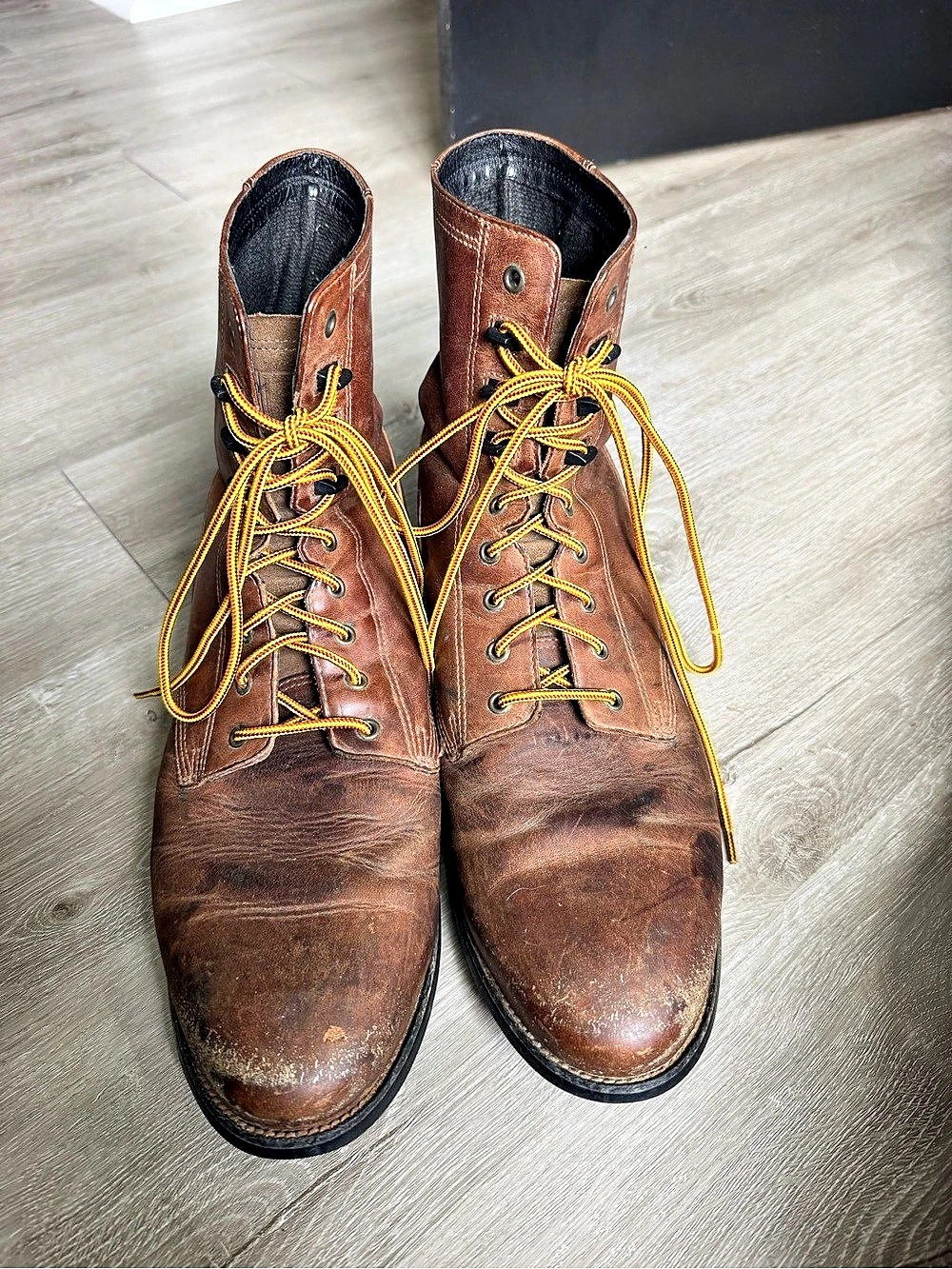 Ariat Men's Heritage Lacer Boot (Distressed Brown) Heritage Lacer Work Boots